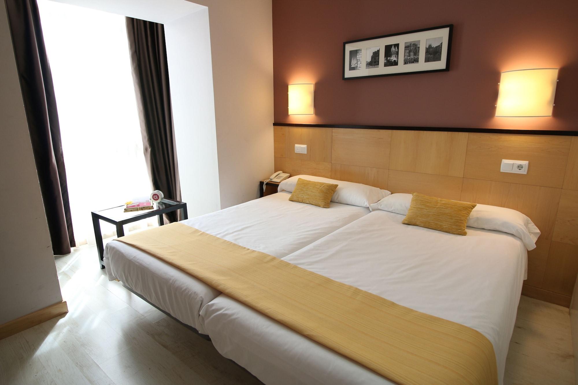 Hotel Alda Entrearcos Burgos Bagian luar foto