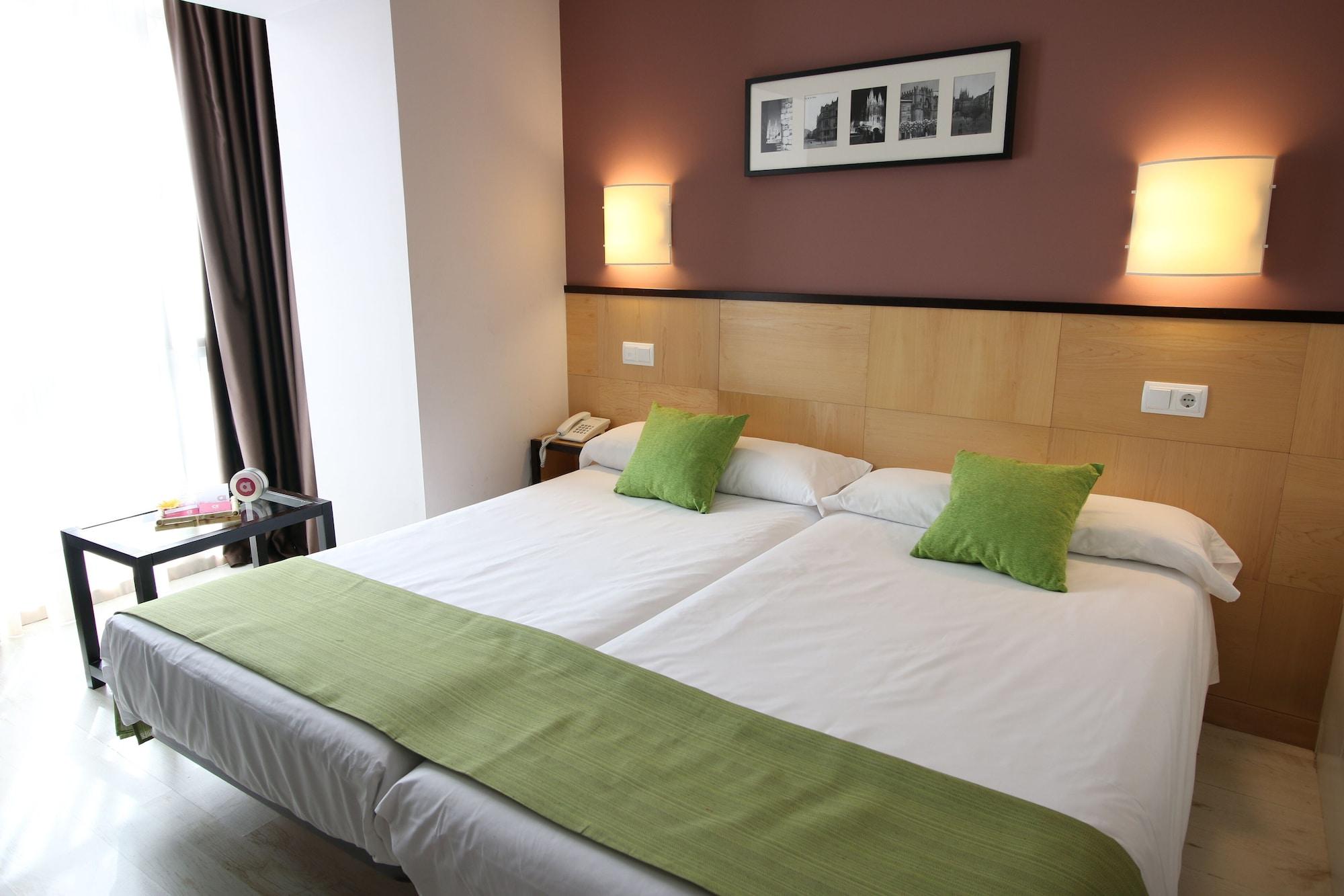 Hotel Alda Entrearcos Burgos Bagian luar foto