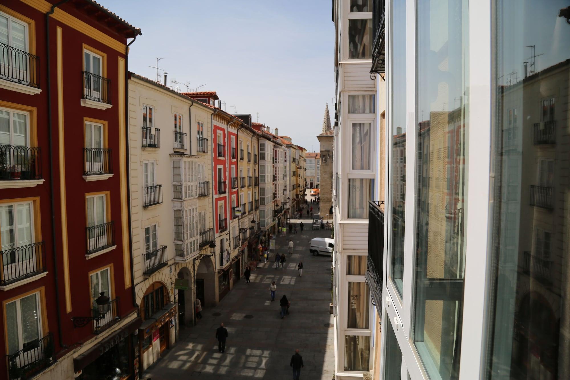 Hotel Alda Entrearcos Burgos Bagian luar foto