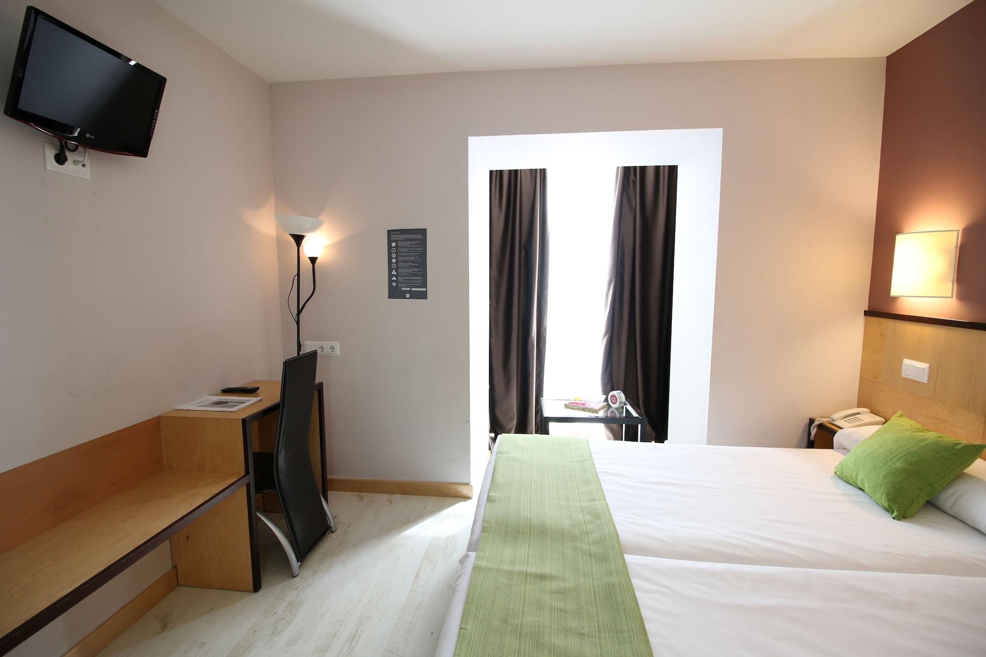 Hotel Alda Entrearcos Burgos Bagian luar foto