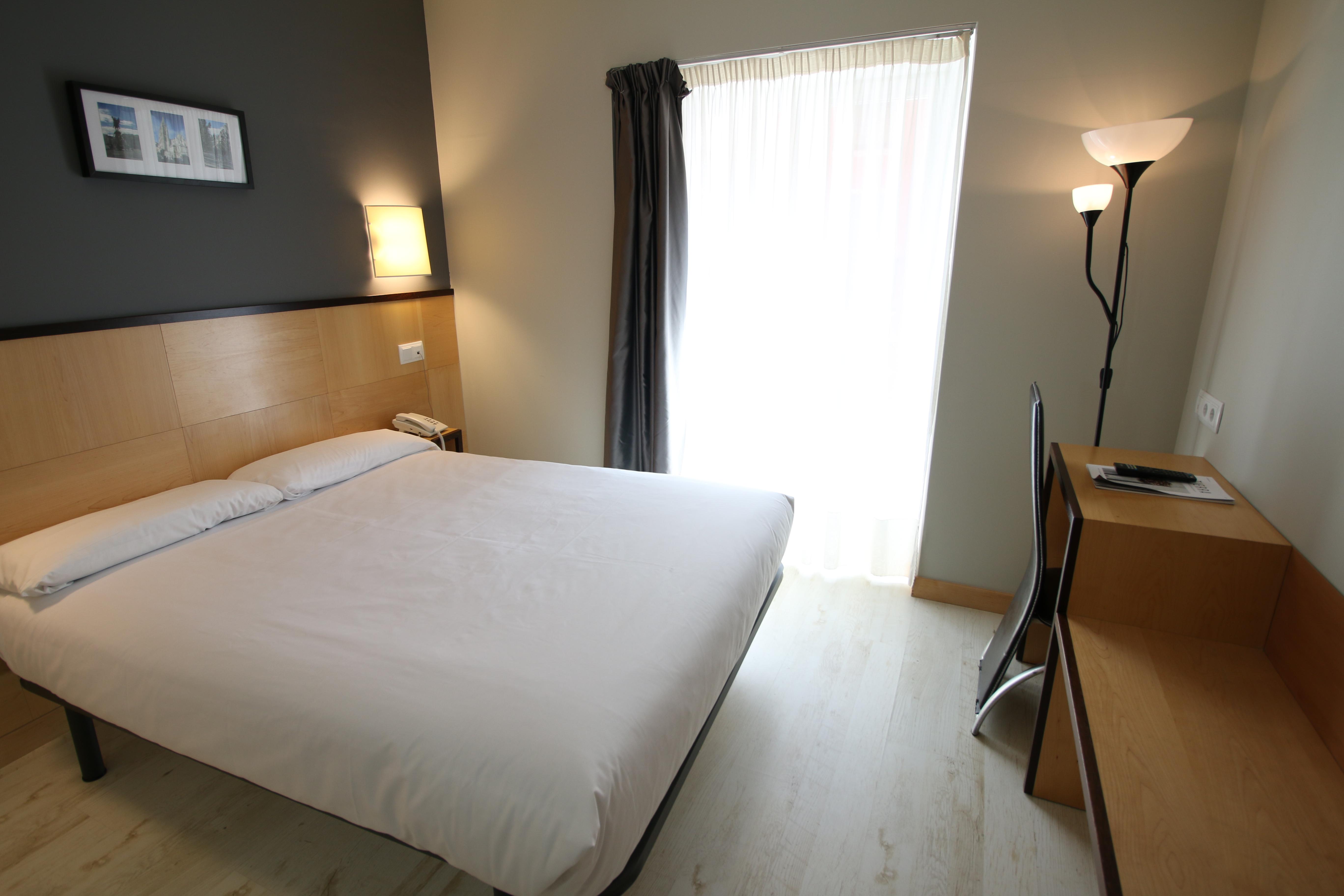 Hotel Alda Entrearcos Burgos Bagian luar foto