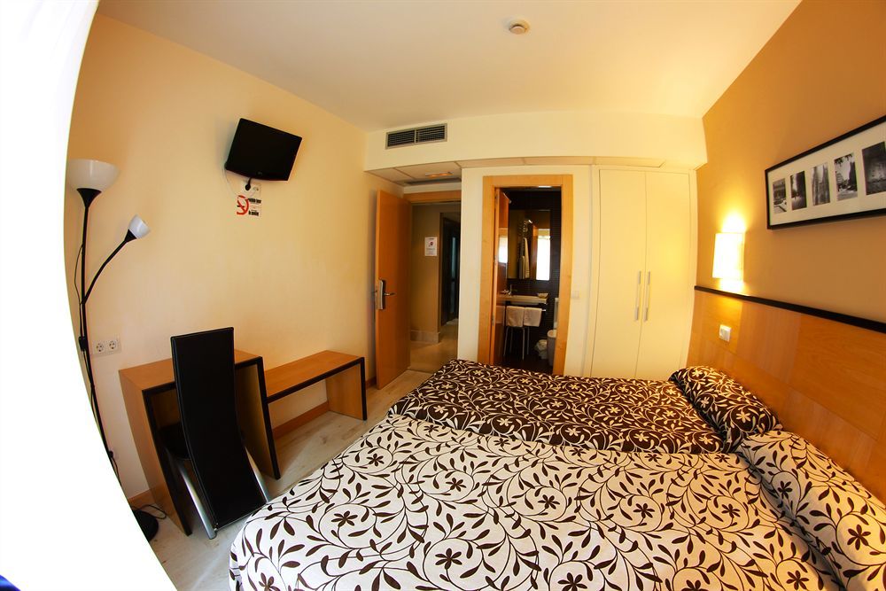 Hotel Alda Entrearcos Burgos Bagian luar foto