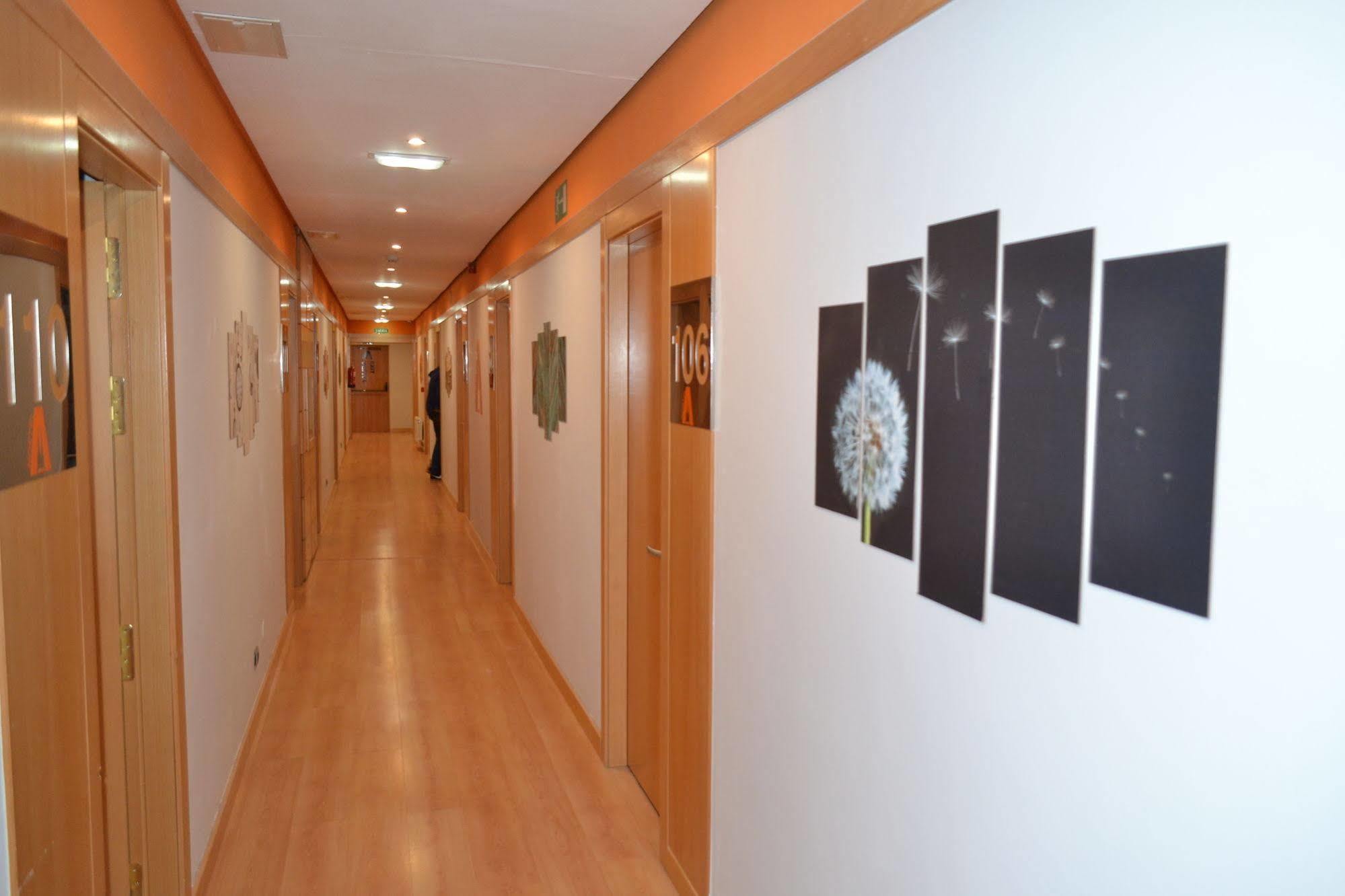 Hotel Alda Entrearcos Burgos Bagian luar foto